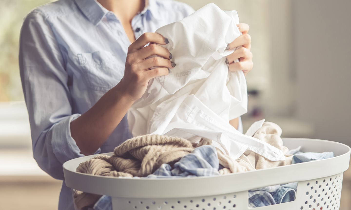 How to disinfect clothes, including colours - Sanytol